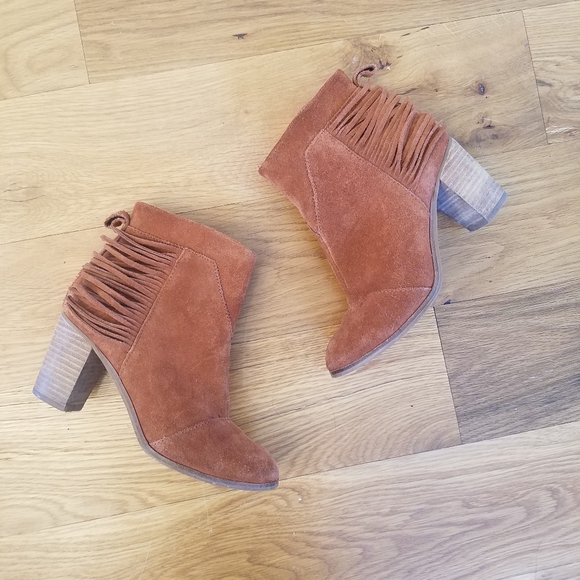 Toms Shoes - Tom's fringe booties